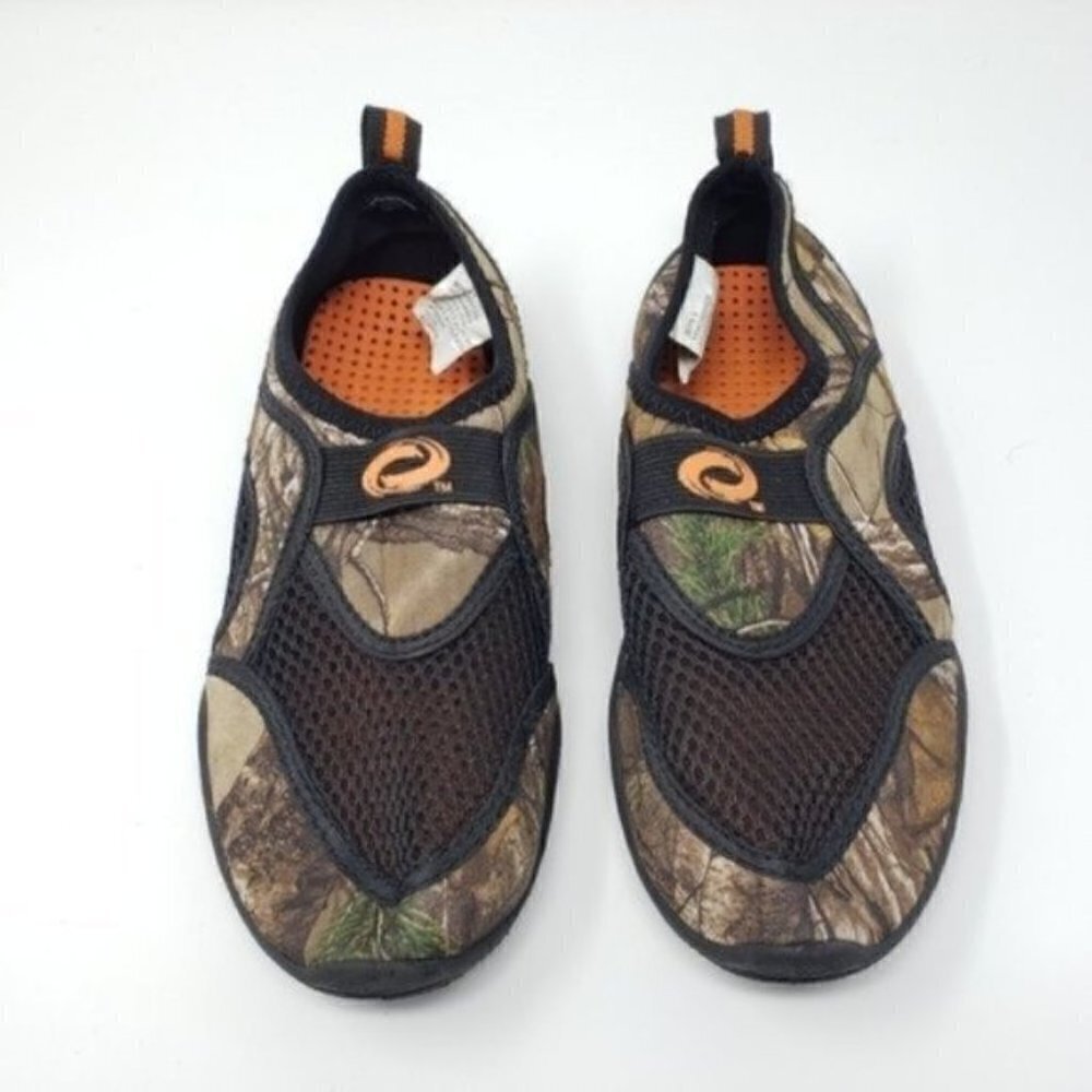 Boys Camouflage Water Shoes Size 3